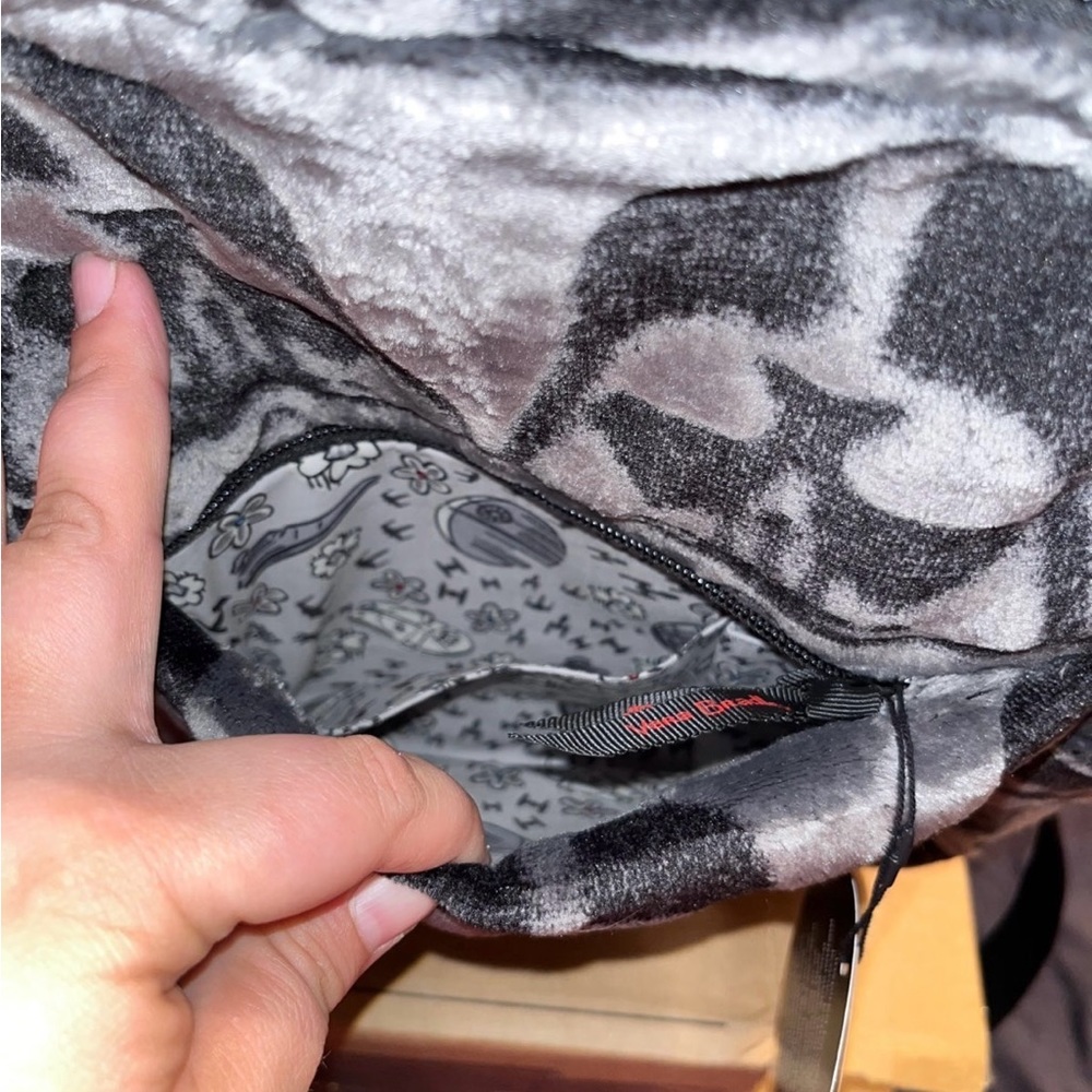 Darth Vader Small Backpack Fuzzy - Picture 3 of 6